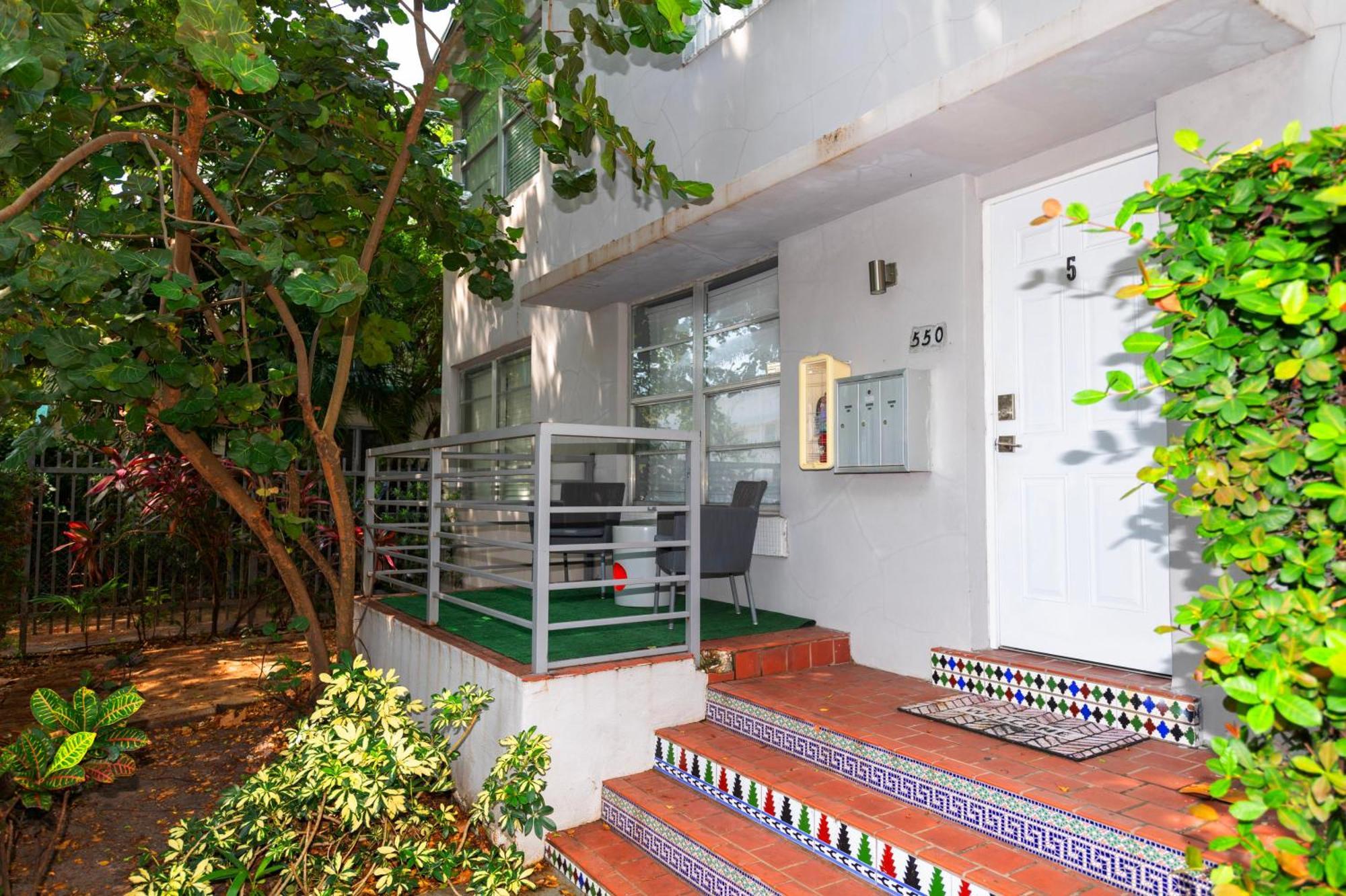 Sunny Days Apartments ميامي بيتش المظهر الخارجي الصورة
